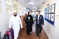 DG-Visit0177