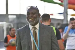 Parent-Staff-Football0142